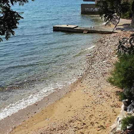 Гостевой дом By The Sea 15749 Задар